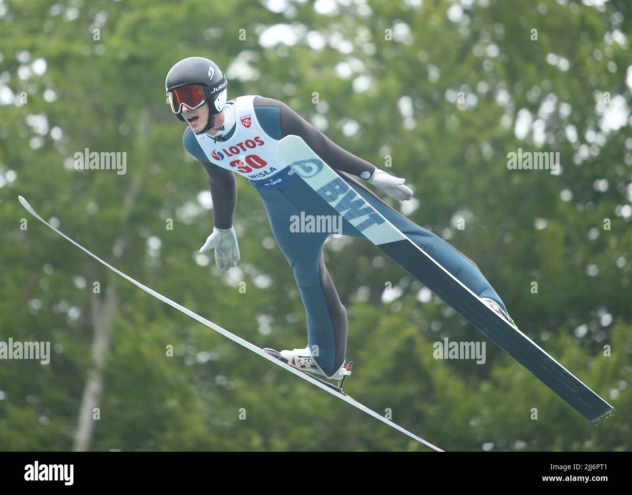 Wisla, Polen. 23.. Juli 2022. Niko Kytosaho beim Einzelwettbewerb des FIS Ski Jumping Summer Grand Prixp in Wisla. (Foto von Damian Klamka/SOPA Images/Sipa USA) Quelle: SIPA USA/Alamy Live News Stockfoto
