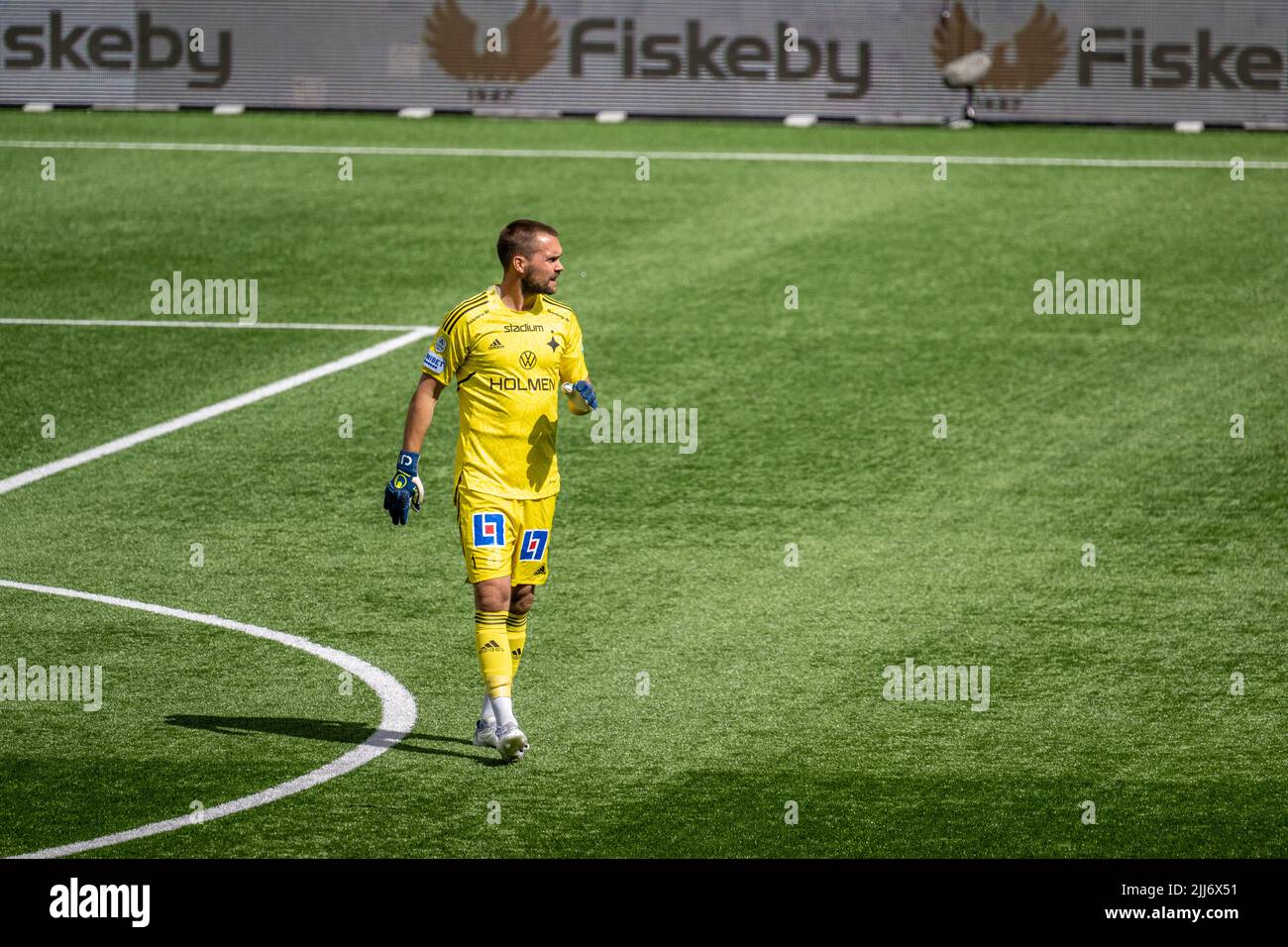 Oscar Janssion während eines Fußballspiels zwischen IFK Norrköping und Malmö FF in der Platinumcars Arena in Norrköping. Das Spiel endete 0-2 in Malmös Gunst. Stockfoto