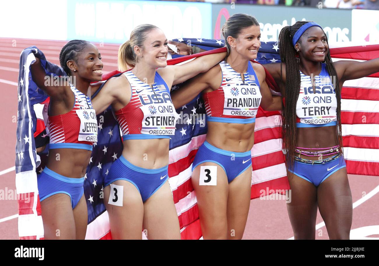 Die US-Sprinter Melissa Jefferson, Abby Steiner, Jenna Prandini und ...