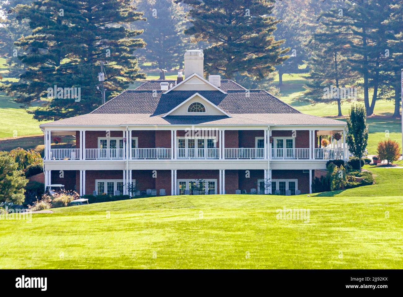 Lewisburg West Virginia, Appalachia Appalachia Allegheny Mountains, Elks Club, öffentliches Golfplatzclubhaus, Golf-Wahrzeichen Szene auf einem Foto Stockfoto
