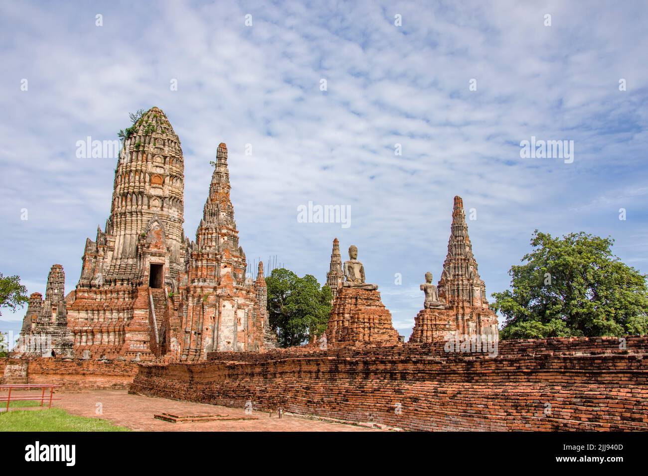 Das zentrale Prang im Wat Chaiwatthanaram. Ein buddhistischer Tempel in