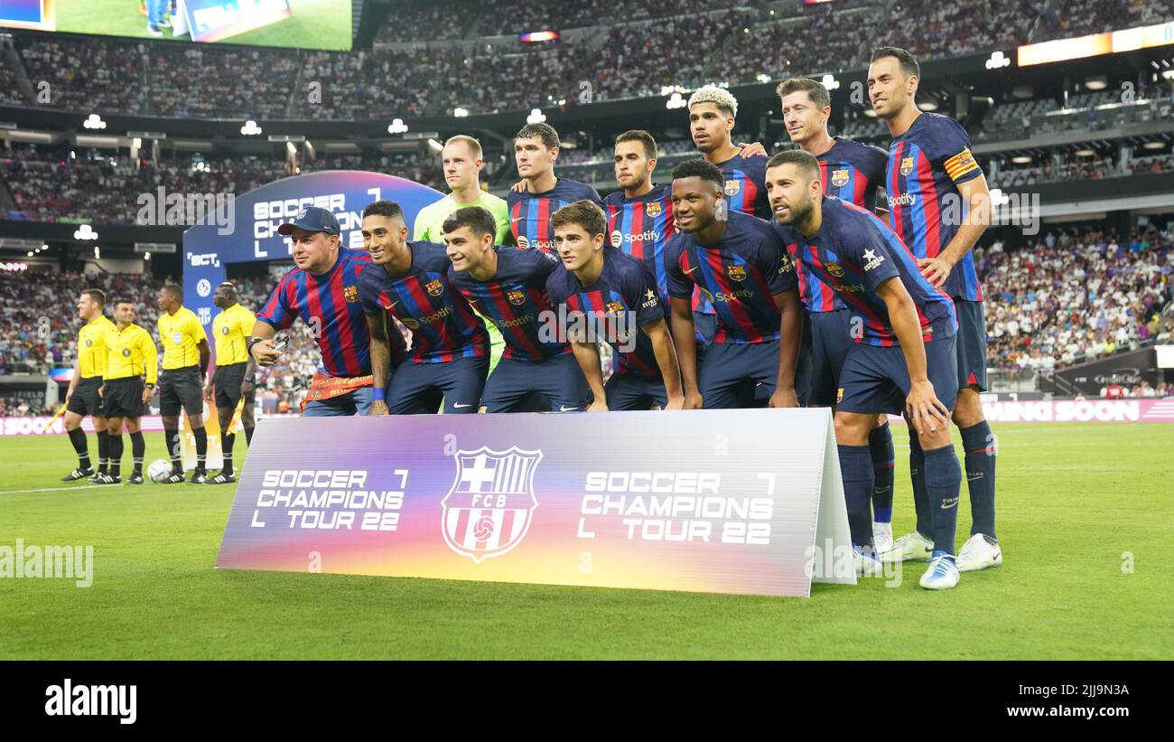 23. Juli 2022, Las Vegas, Las Vegas, NV, USA: LAS VEGAS, NV - 23. JULI: Spieler von F.C Barcelona vor dem Spiel der Soccer Champions Tour zwischen Real Madrid und F.C Barcelona in Las Vegas, NV am 23. Juli 2022 in Las Vegas, USA. (Bild: © Louis Grasse/PX Imagens via ZUMA Press Wire) Stockfoto