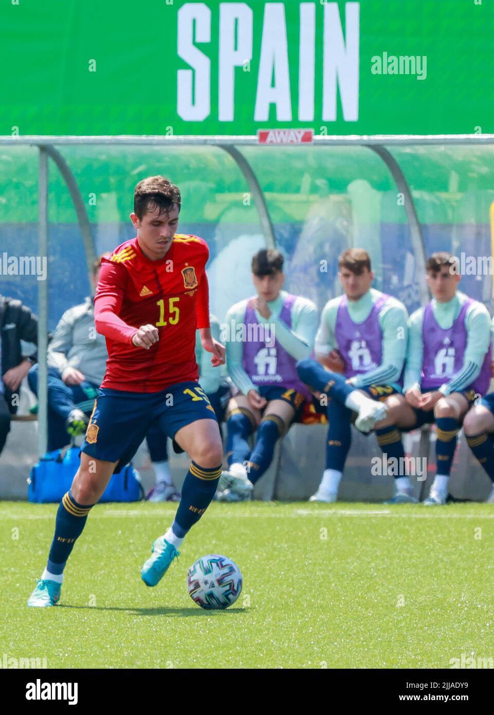 Inver Park, Larne, County Antrim, Nordirland, Großbritannien. 03. Juni 2022. UEFA 2023 Under21 Championship Qualifier - Gruppe C - Nordirland 0 Spanien 6. Spanien U21-Spieler Victor Chust Spanien (15) Stockfoto