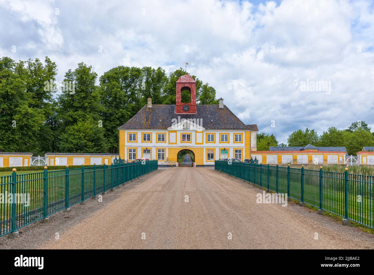 Nördliches Torhaus aus dem 17.. Jahrhundert Schloss Valdemars in der Nähe von Svendborg, Dänemark Stockfoto
