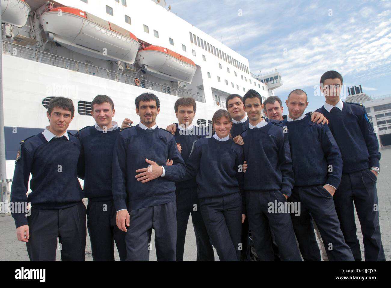 Genua (Italien), Akademie der Handelsmarine, fortgeschrittene Spezialisierungsschule für die Berufe des Meeres; Bildungsbesuch auf einem Kreuzschiff im Hafen von Genua Stockfoto