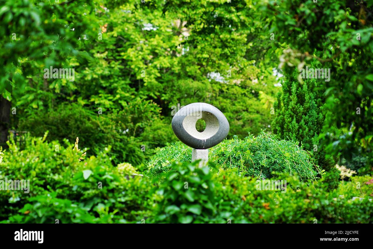 Eine Aufnahme einer Skulptur des Barbara Hepworth Museums Stockfoto