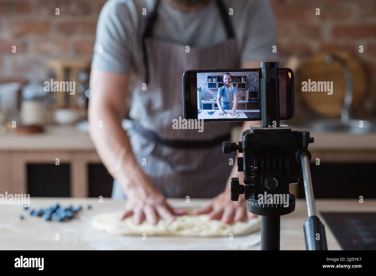 baker Online-Training Klasse Mann schießen Video-Telefon Stockfoto