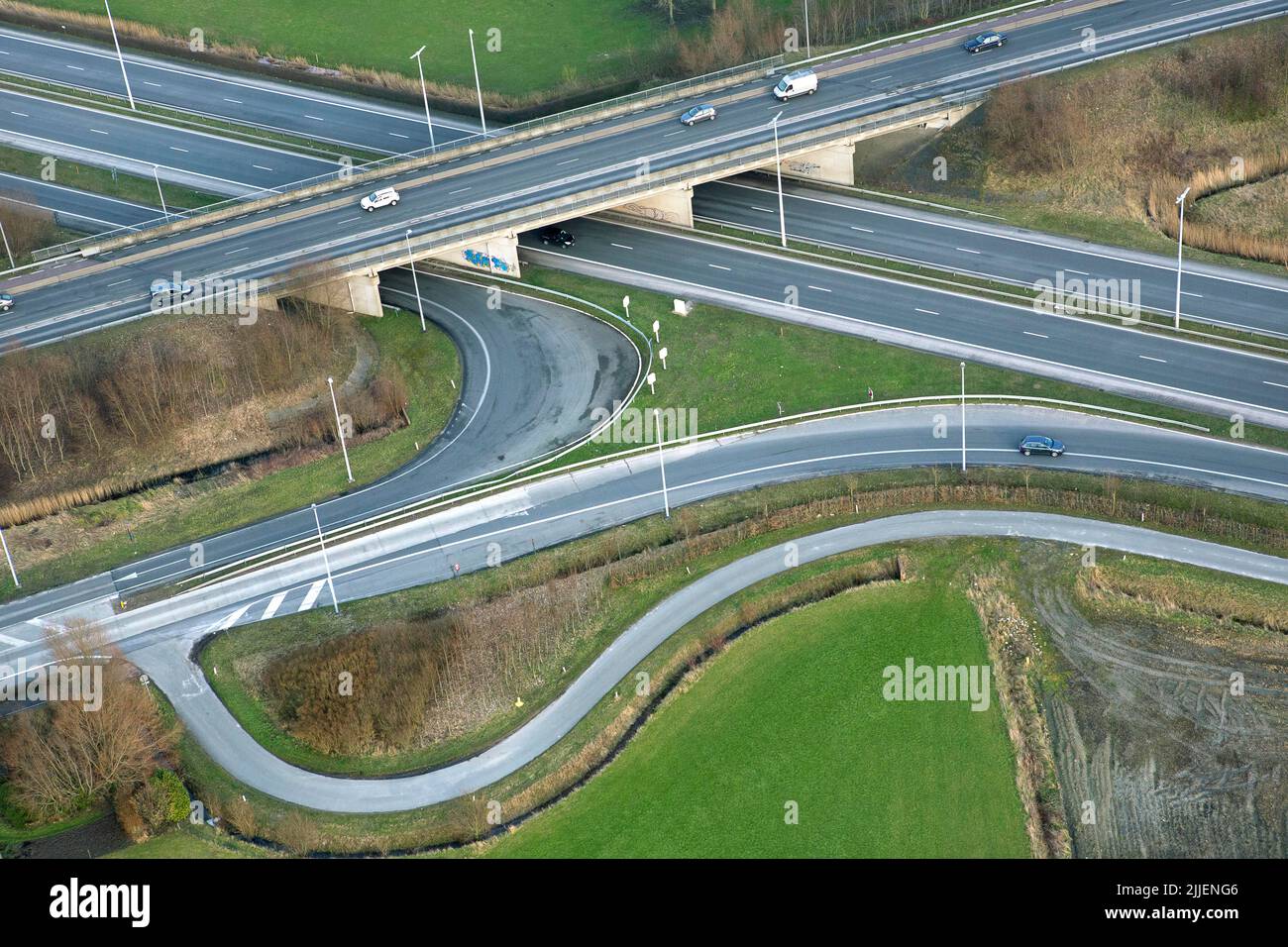 Autobahnausfahrt und -Eingang, Luftaufnahme, Belgien, Flandern Stockfoto