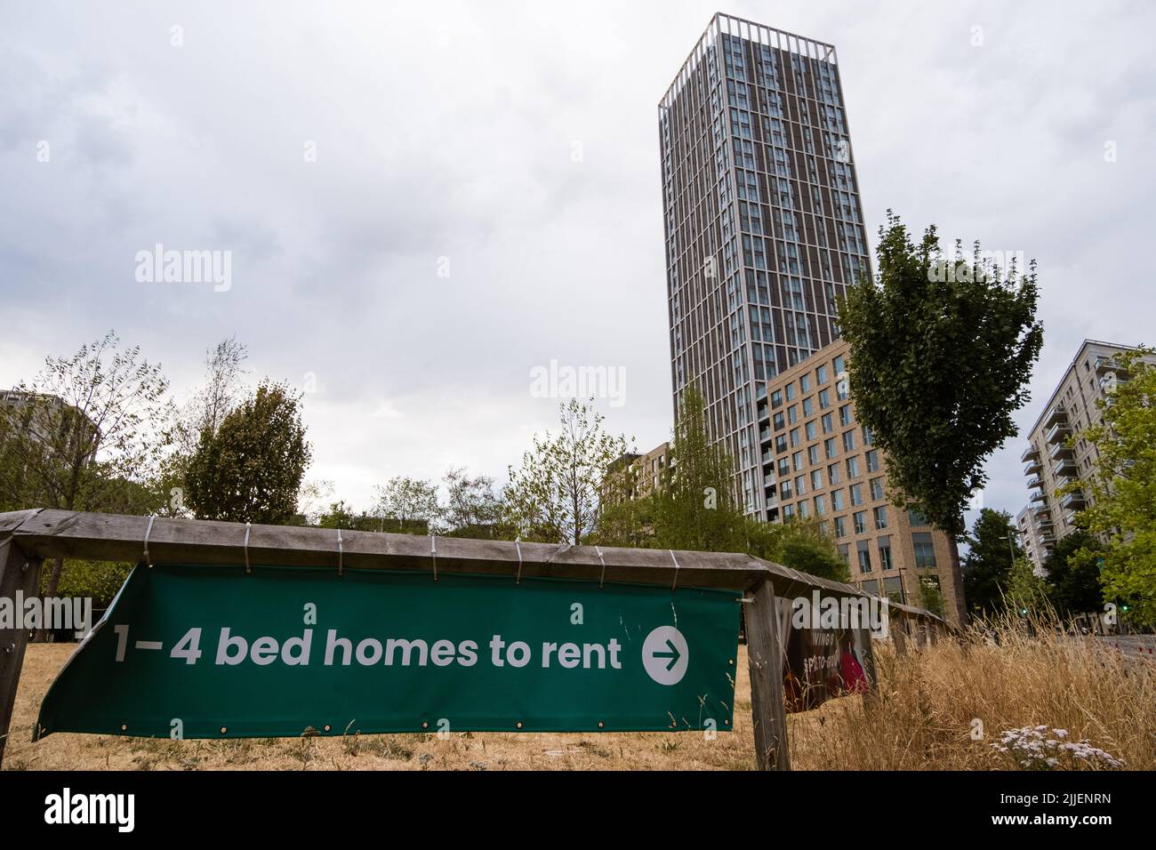 Insignia Point, 30-stöckiger Neubau im East Village, ehemaliges Olympisches Dorf, E2, Stratford, London, Newham, Get Living London. Stockfoto