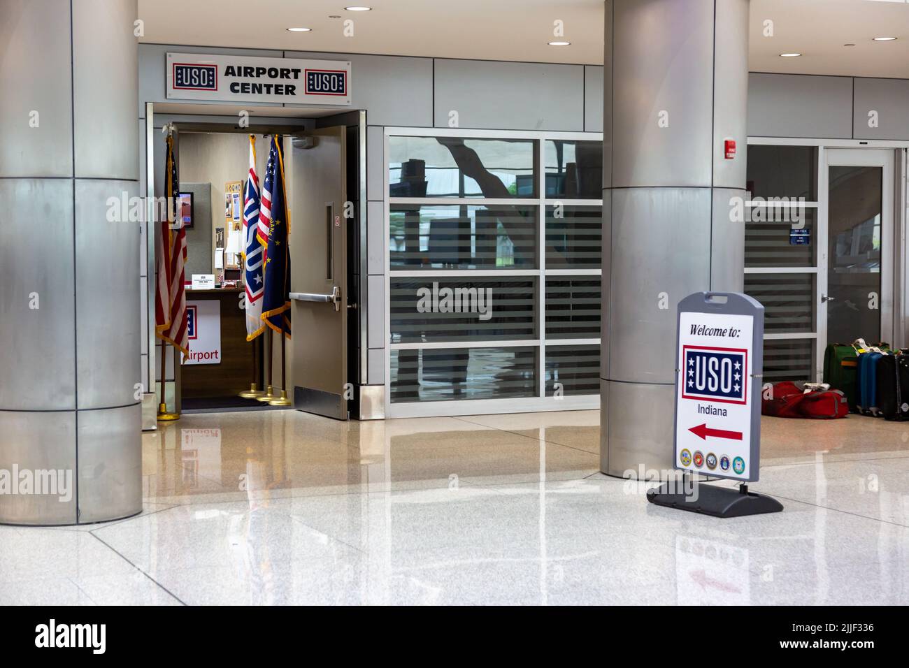 Das USO Airport Center am internationalen Flughafen von Indianapolis in Indianapolis, Indiana, USA. Stockfoto
