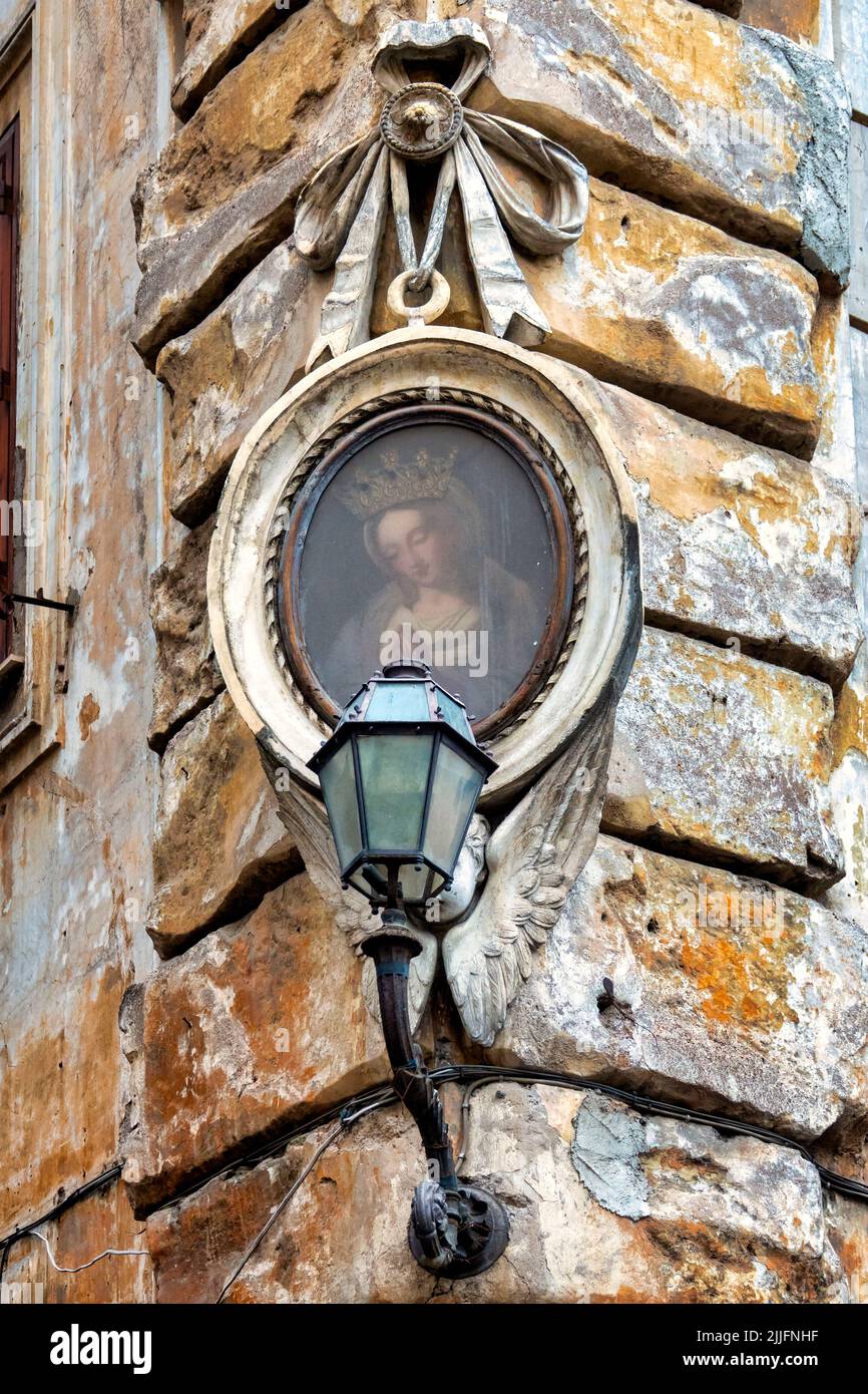 Madonna della Pietà an der Ecke zwischen Via dei Coronari und Via di