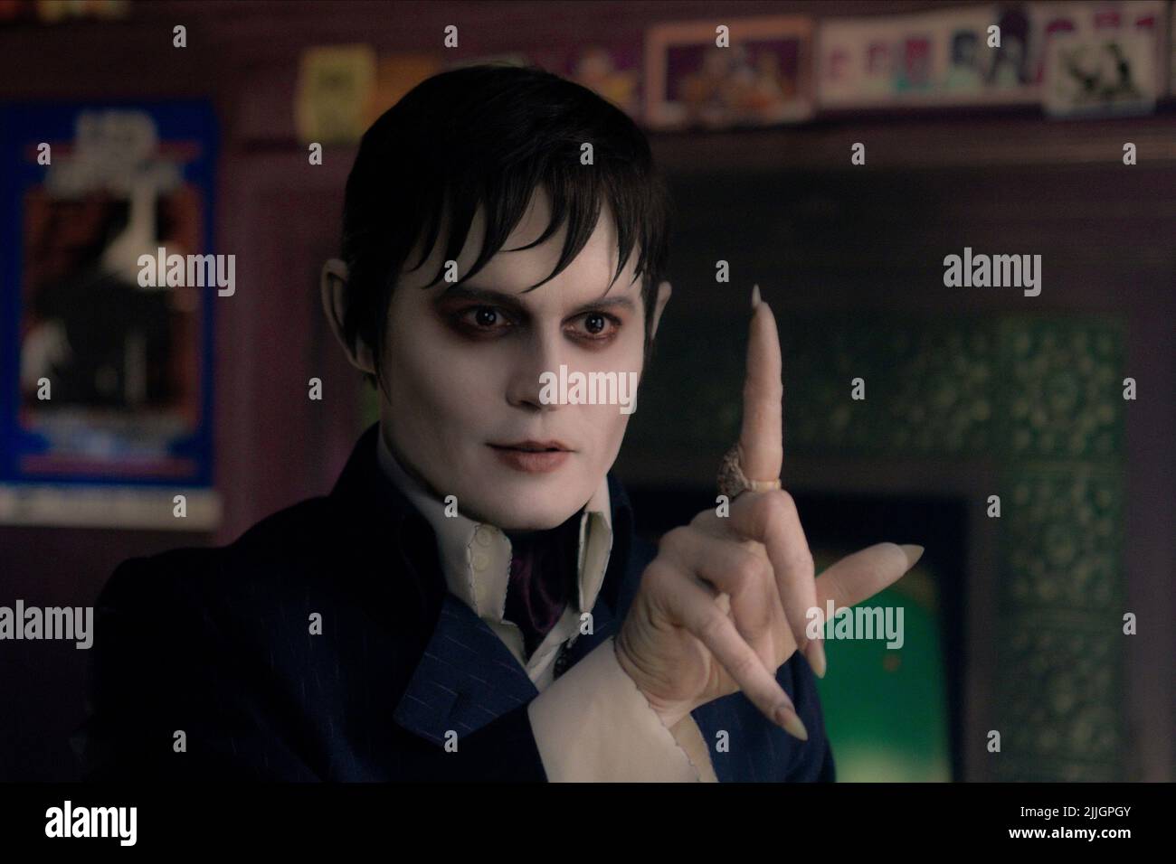 JOHNNY DEPP, DUNKLE SCHATTEN, 2012 Stockfoto