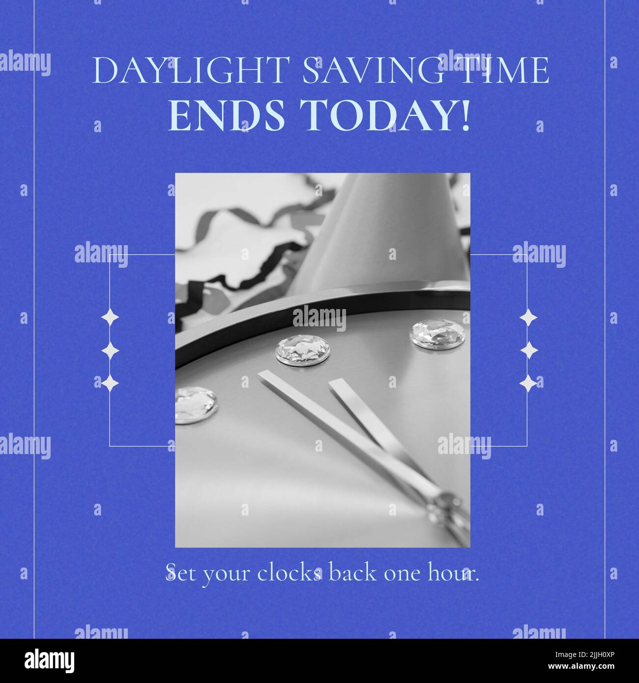 Zusammensetzung des Textes zum Ende der Sommerzeit über der Uhr Stockfoto