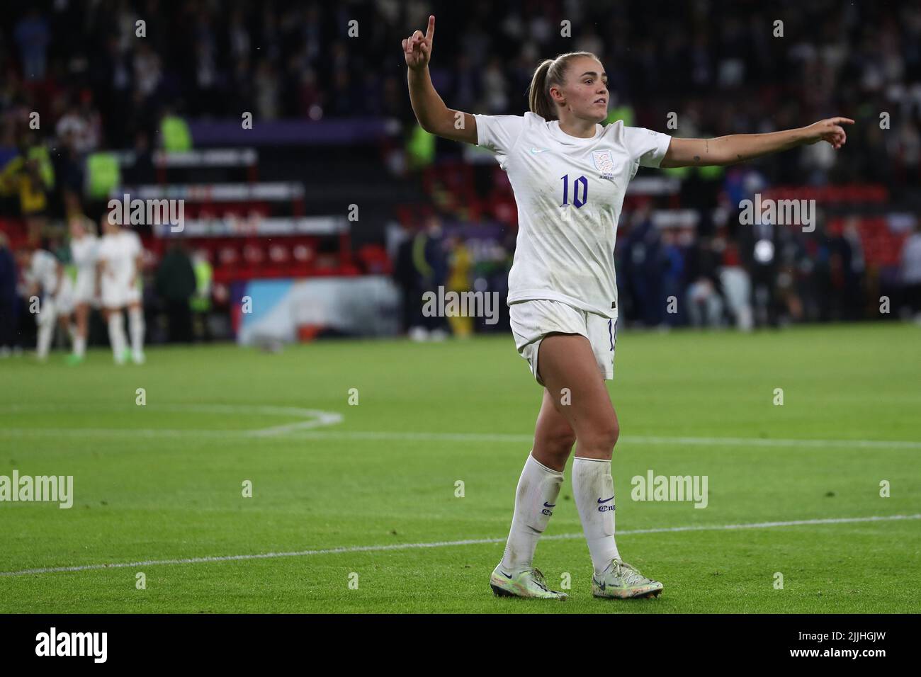 Der englische Georgia Stanway feiert am Dienstag, dem 26.. Juli 2022, nach dem Spiel der UEFA Women European Championship zwischen England Women und Schweden in der Bramall Lane, Sheffield. (Kredit: Mark Fletcher | MI News) Kredit: MI Nachrichten & Sport /Alamy Live News Stockfoto