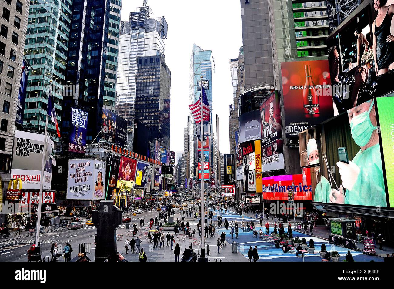 Berühmte gelbe Taxis von New York City, Times Square, Manhattan, New York City, NYC, USA Stockfoto