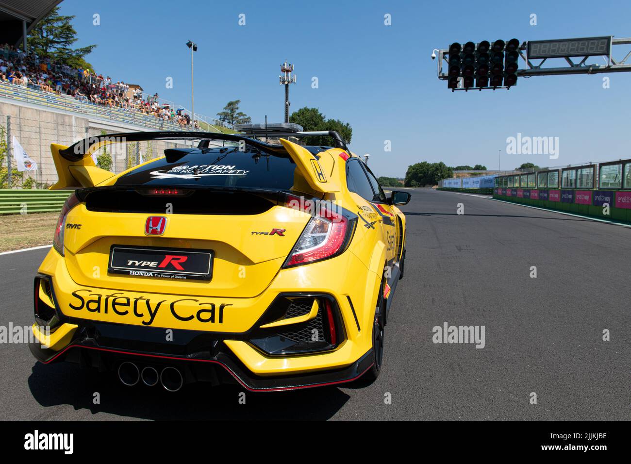 Sicherheitsfahrzeug Honda TCR auf Asphalt-Rennstrecke. Vallelunga, Italien, 24 2022. juli, Rennen von Italien Stockfoto