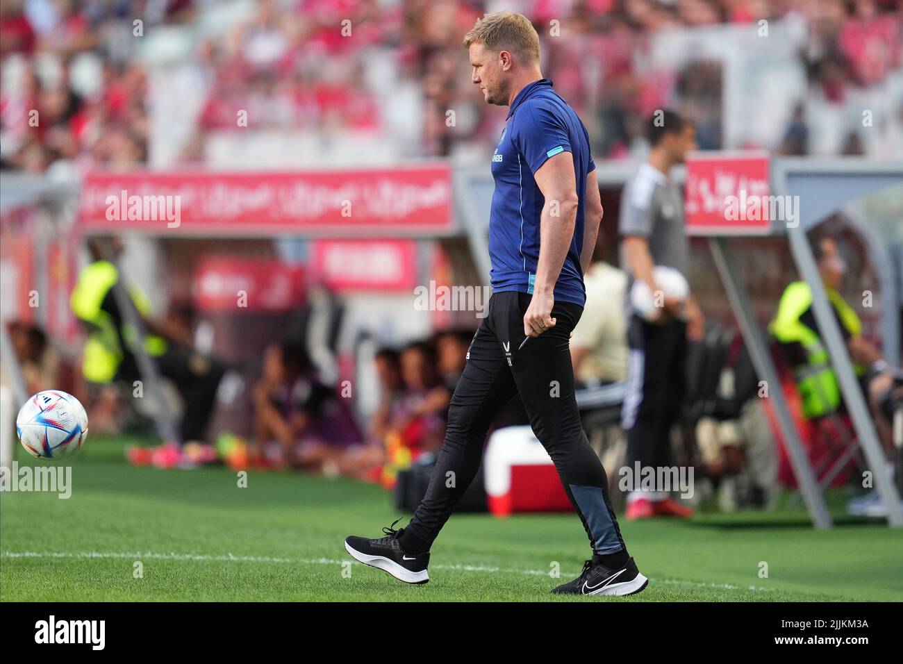 Lissabon, Portugal. Am 25. Juli 2022 spielte Newcastle United-Manager Eddie Howe während des vor der Saison freundlichen Eusebio Cup-Spiels zwischen SL Benfica und dem FC Newcastle United am 25. Juli 2022 im Estadio da Luz in Lissabon, Portugal. (Foto von Bagu Blanco / PRESSINPHOTO) Stockfoto