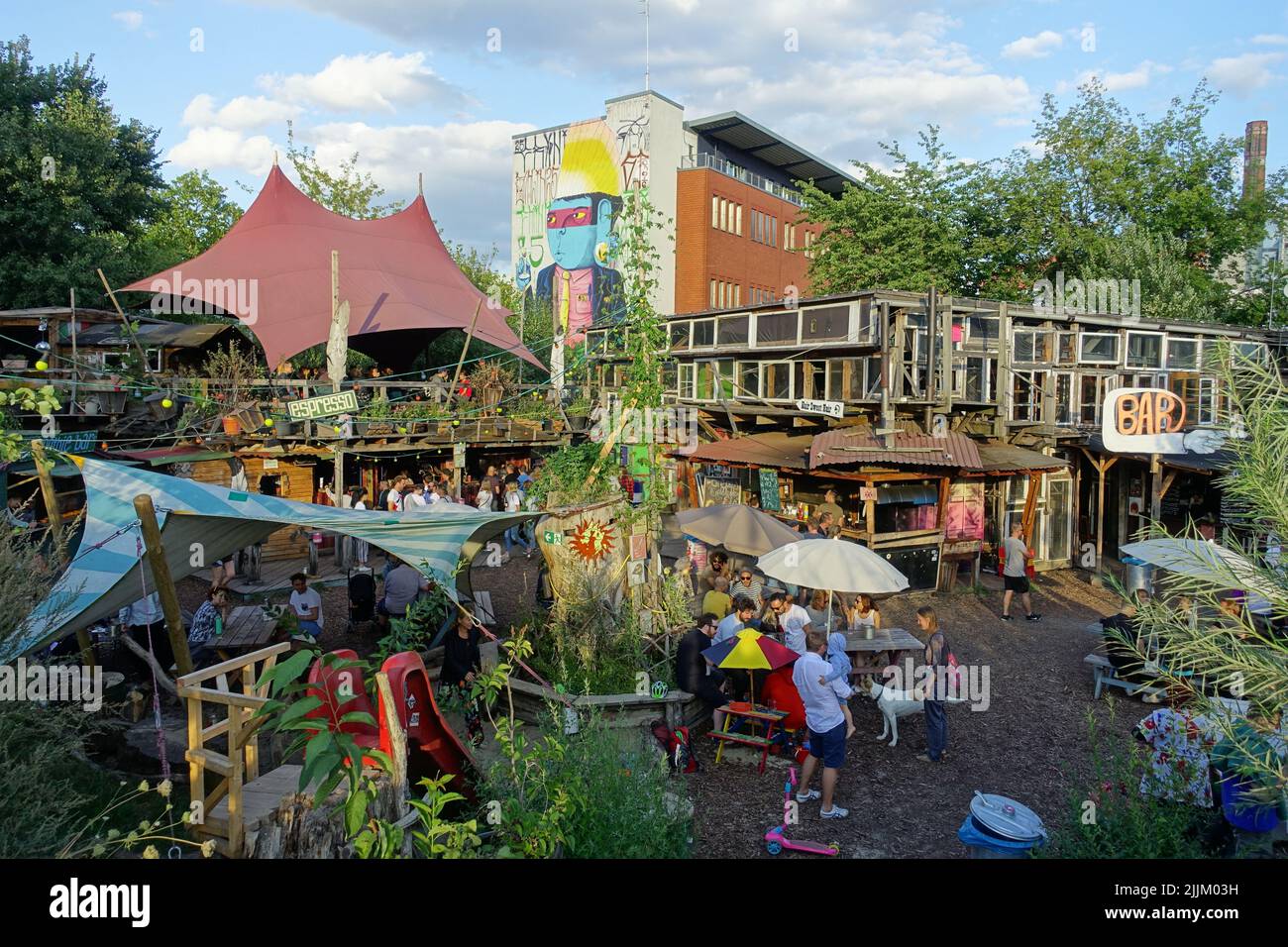 Berlin, Holzmarkt, Open-Air-Eventzone Stockfoto