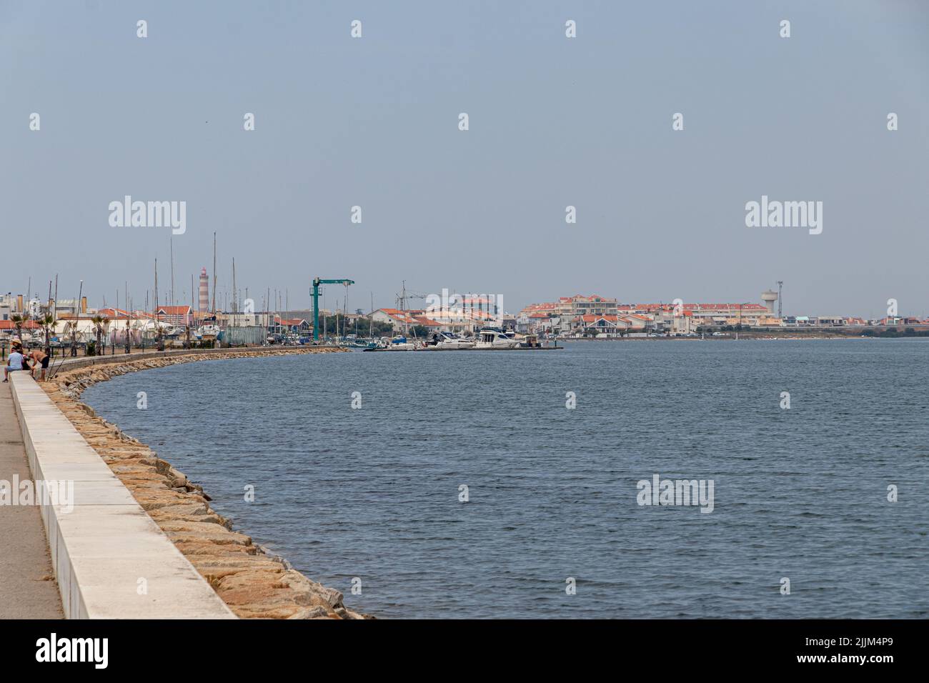 Costa Nova do Prado, Portugal. Blick auf den Hafen von Aveiro und die Lagune von Aveiro Stockfoto