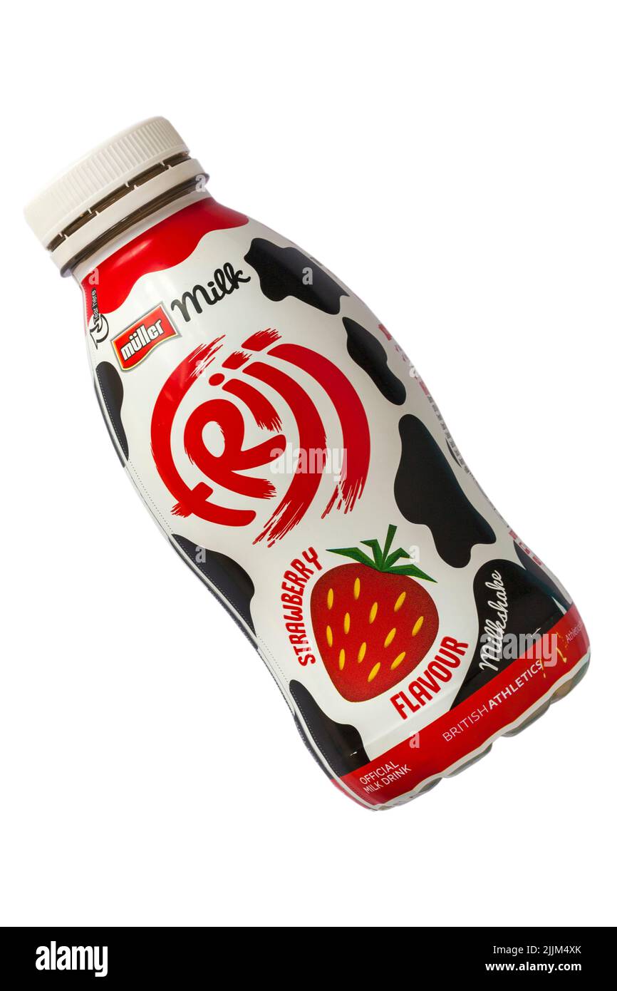 Frijj Erdbeer Geschmack Milchshake Flasche isoliert auf weißem Hintergrund Stockfoto