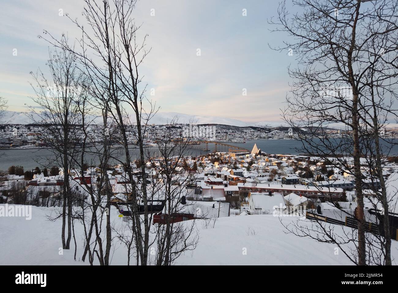 Die Winteransicht des Feldes in Tromso, Norwegen Stockfoto