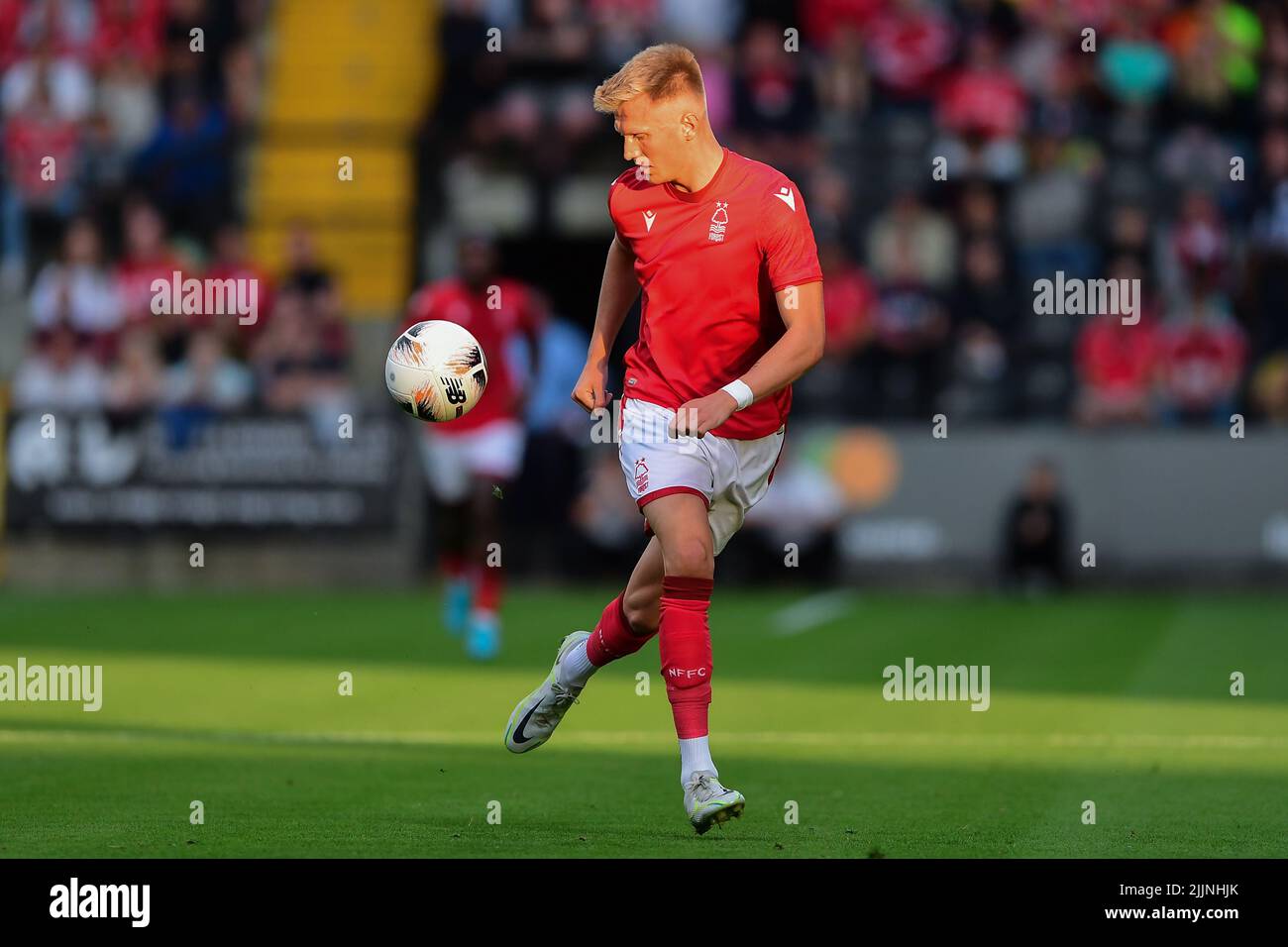 Sam Surrage von Nottingham Forest während des Vorsaison-Freundschaftsspiel zwischen Notts County und Nottingham Forest in Meadow Lane, Nottingham am Dienstag, den 26.. Juli 2022. (Kredit: Jon Hobley | MI News) Kredit: MI Nachrichten & Sport /Alamy Live News Stockfoto