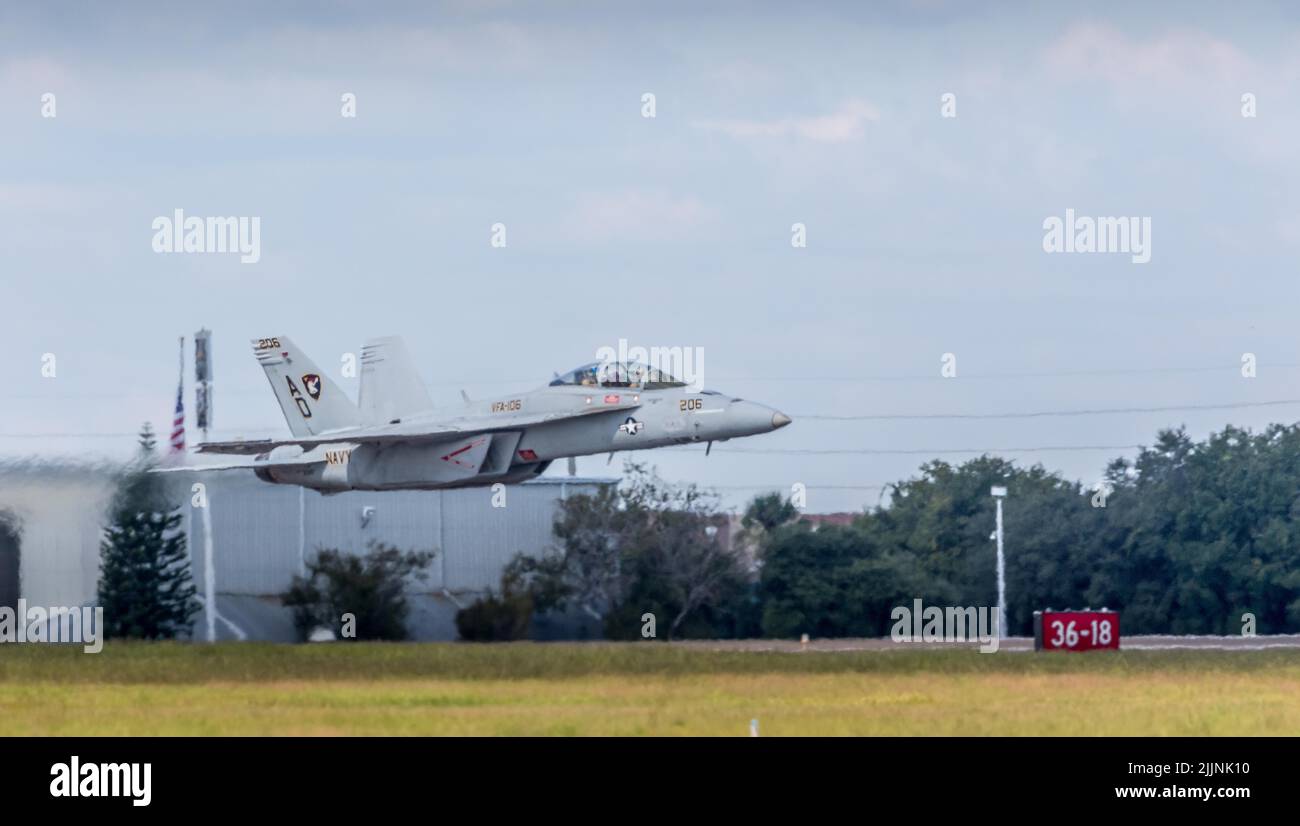 Die F-18 Rhino Demo auf der Sanford Airshow Stockfoto