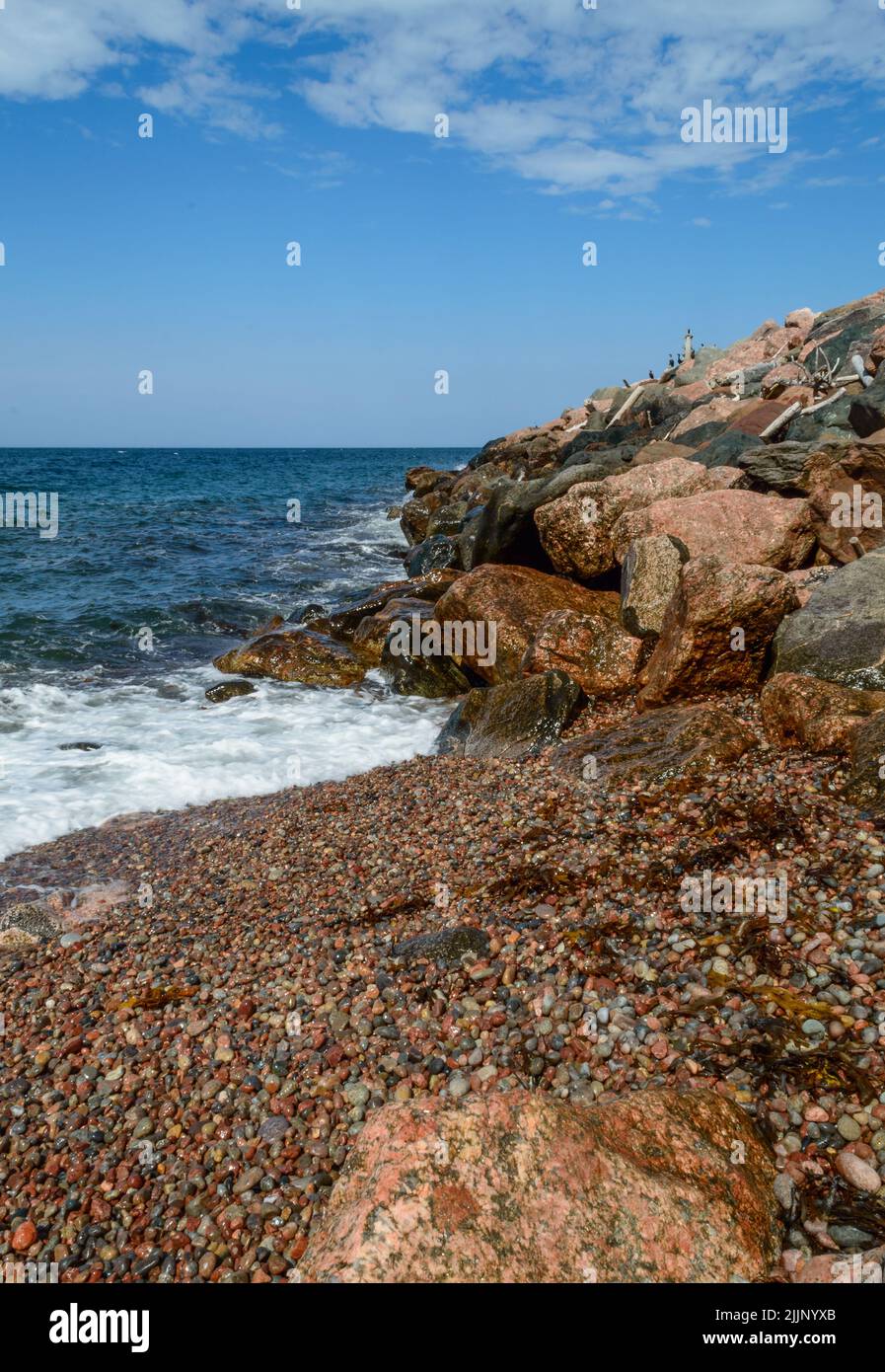 Die Felsenküste von Pleasant Bay Stockfoto