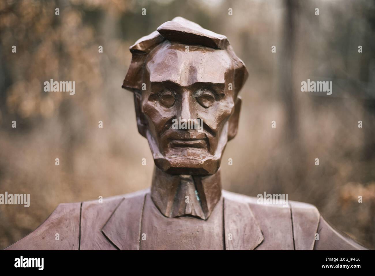 Eine Statue von Abraham Lincoln im Overland Park Arboretum & Botanical Gardens Stockfoto