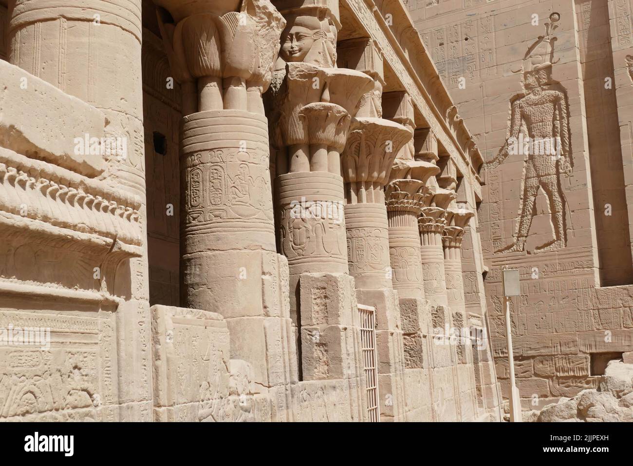Eine schöne Aufnahme des Philae-Tempels im Assuan-Staudamm, Assuan, Ägypten Stockfoto