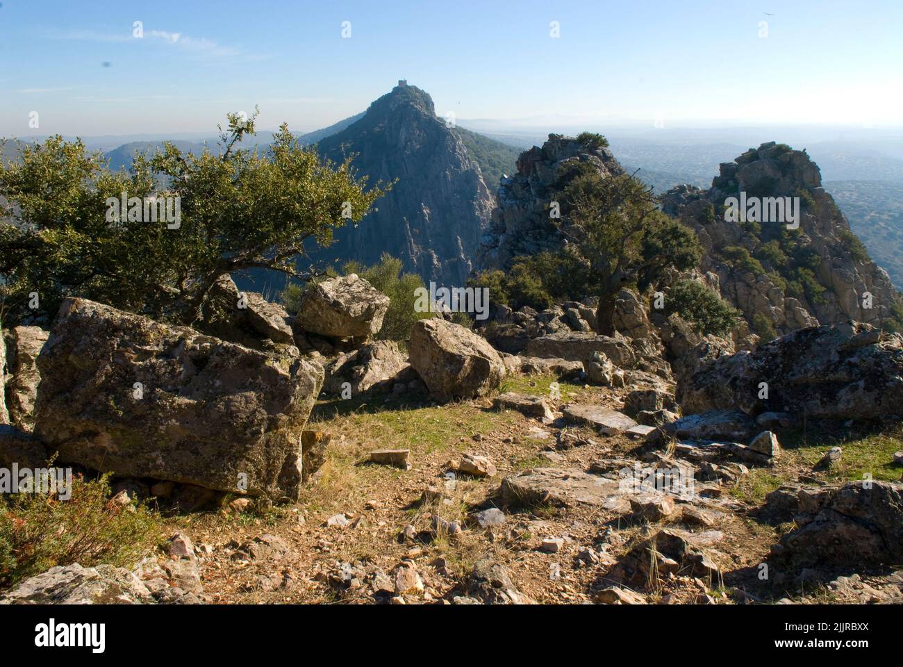 Eine schöne Aussicht auf das Schloss von Monfrague im Monfrague NP, Extremadura, Spanien Stockfoto