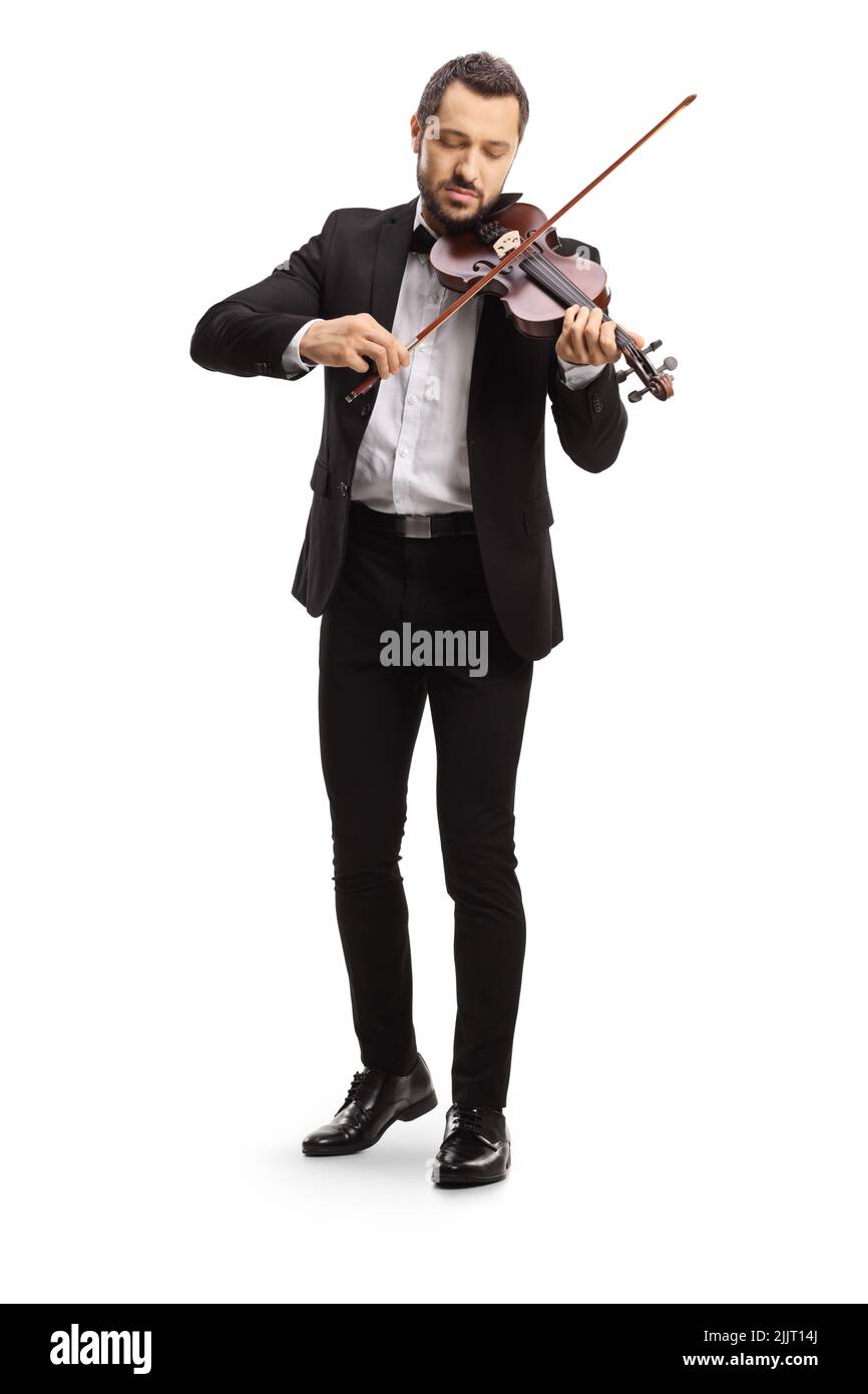 In voller Länge Porträt eines eleganten Mannes spielt eine Violine isoliert auf weißem Hintergrund Stockfoto