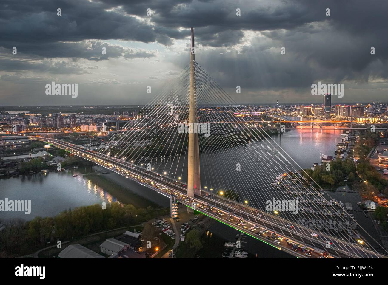 Stika Mosta Na Adi - Mosa Preko Ade U Beogradu koji spaja stari Beograd i Novi Beograd Stockfoto