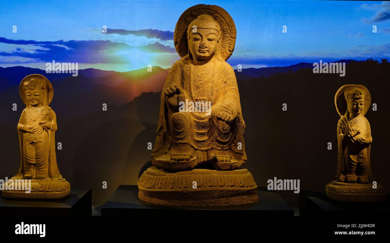 Südkorea, Nord-Gyeongsang Provinz, Gyeongju, Nationalmuseum, Buddha-Statue Stockfoto