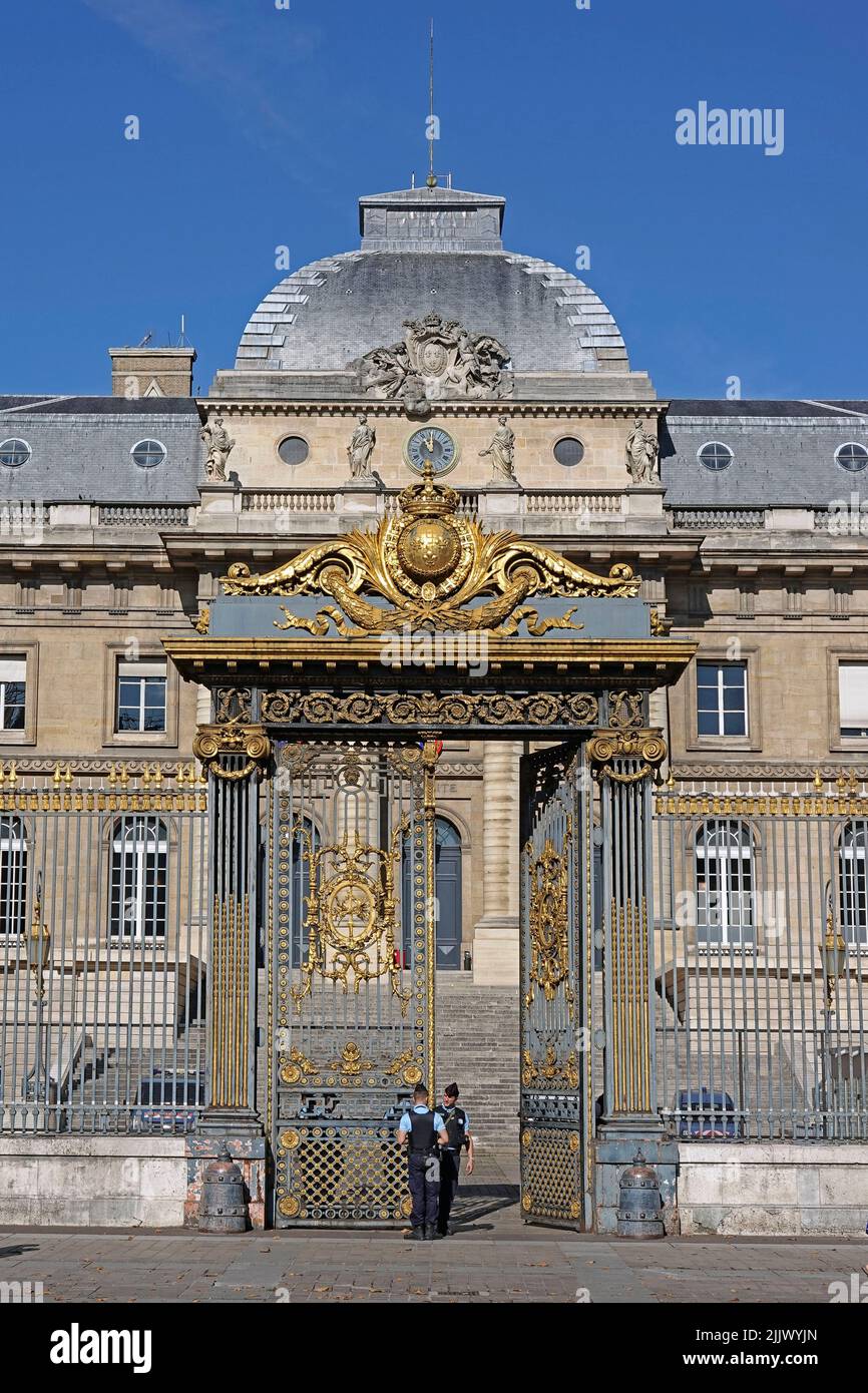 Frankreich, Paris, Palais de Justice ist ein Gerichtsgebäude in Paris, das sich auf der Ile de la Cite befindet. Es enthält das Berufungsgericht von Paris, das am meisten befahrene berufungsgericht Stockfoto