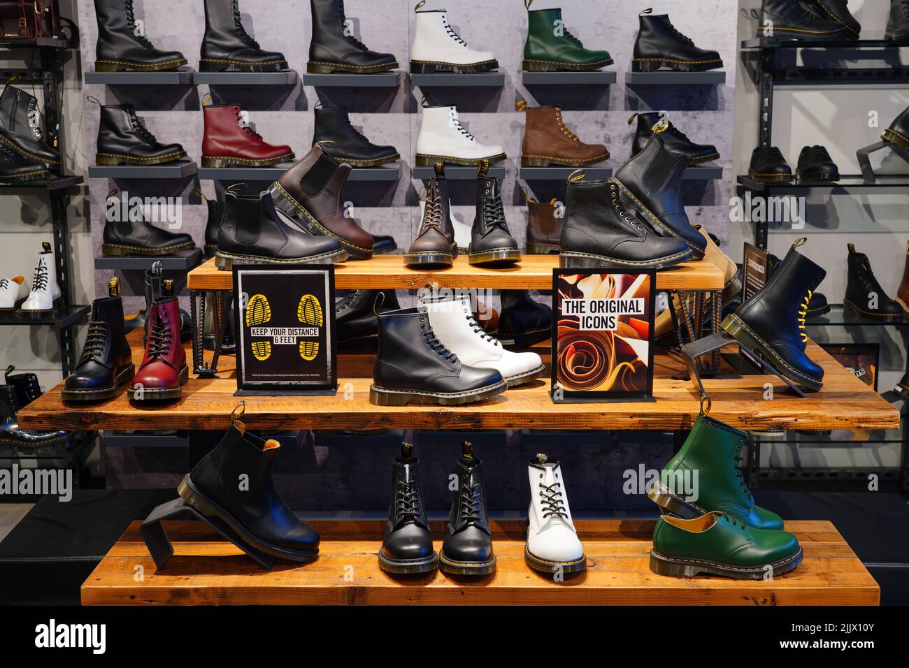 Dr martens outlet 1947