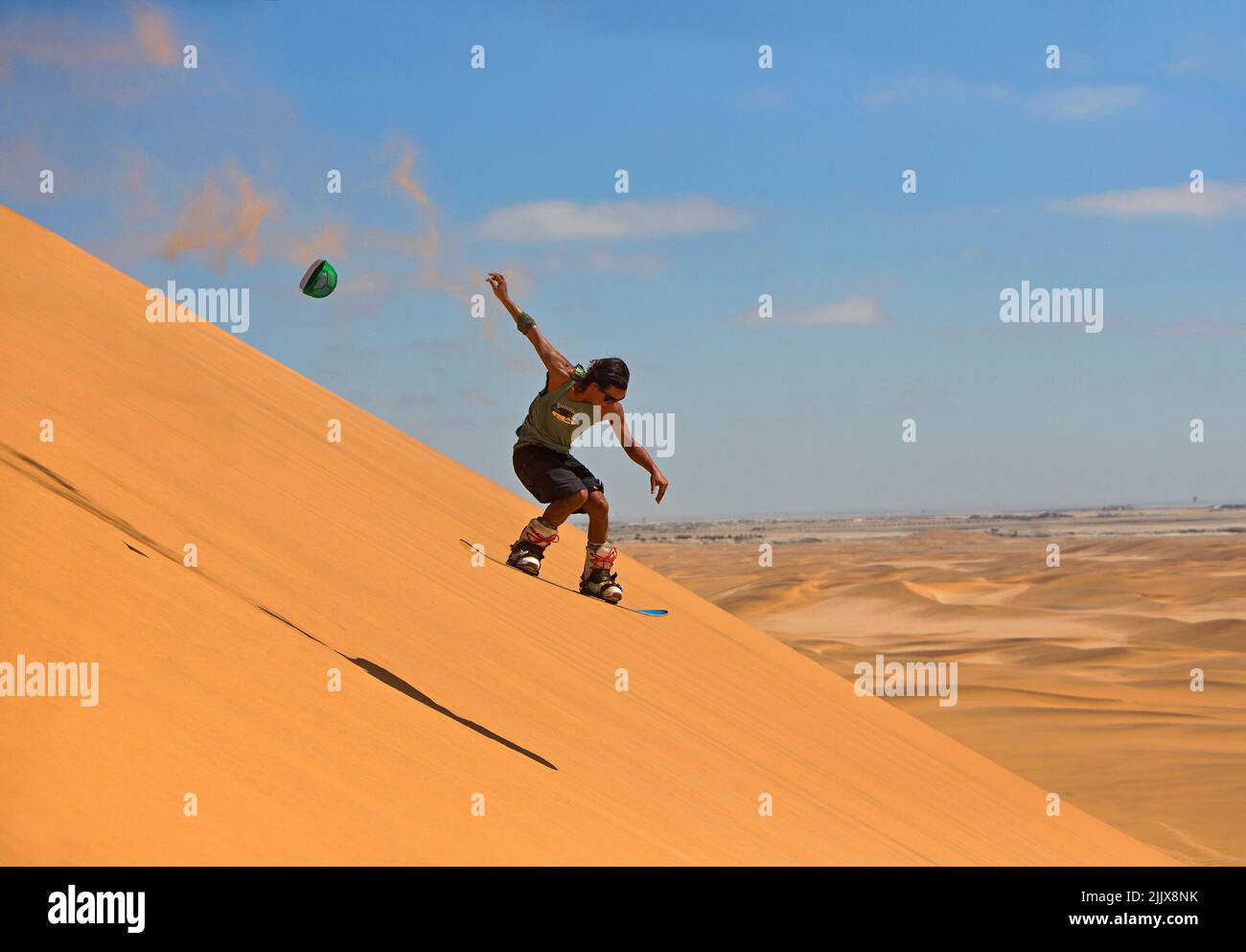 Sandboarding, Swakopmund, Namibia Stockfoto