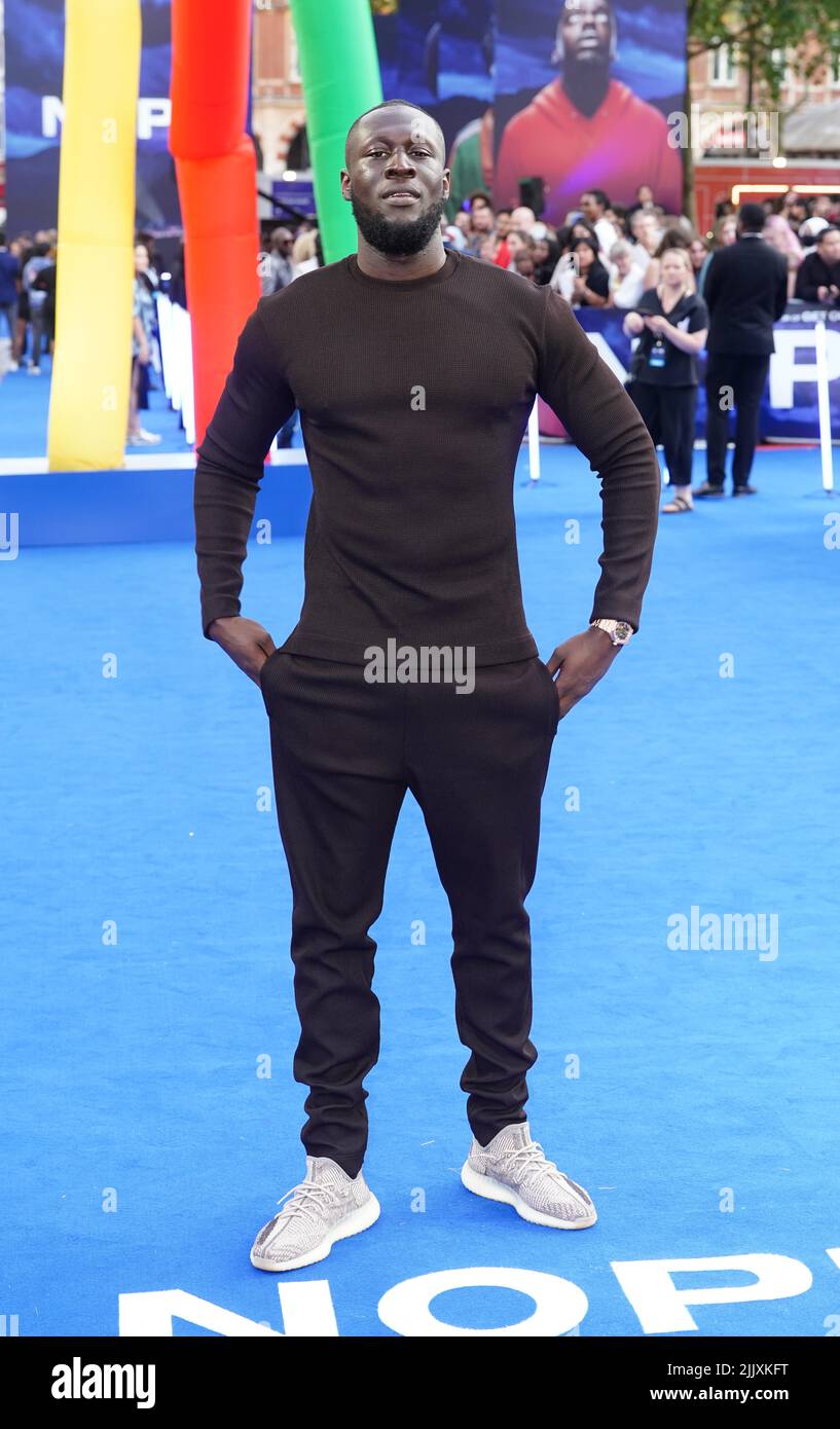 Stormzy bei der britischen Premiere von Nope auf dem Odeon Leicester Square in London. Bilddatum: Donnerstag, 28. Juli 2022. Stockfoto