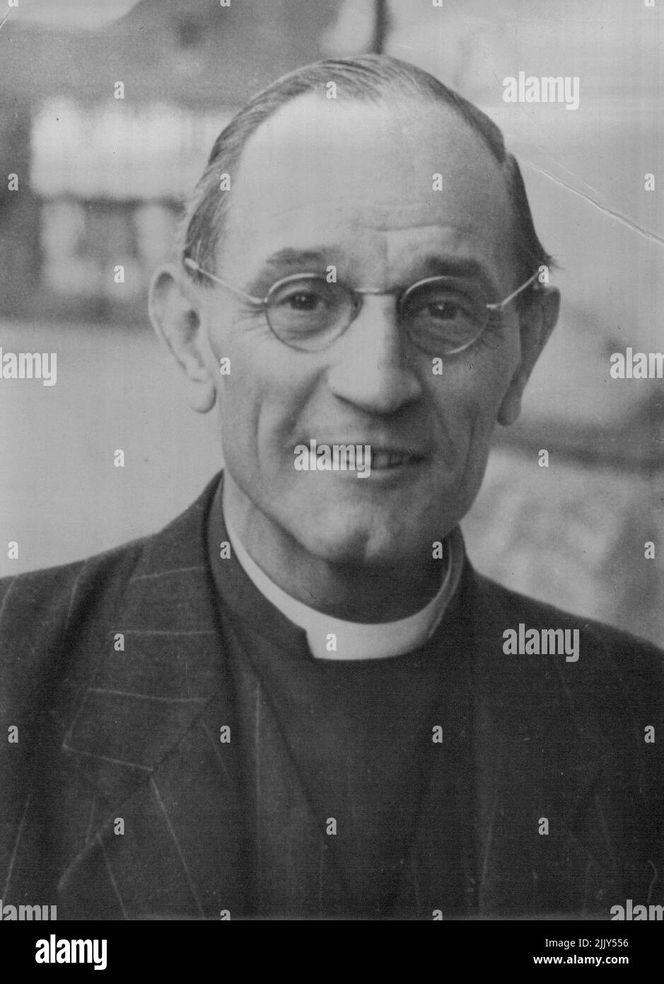 Pfarrer D. Martin Niemoller, heute Präsident der Evangelischen Kirche in Hessen, Deutschland ...