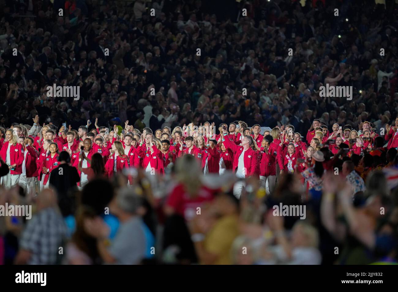 Birmingham, Großbritannien. 28.. Juli 2022. Das englische Team während der Eröffnungsfeier der Commonwealth Games 2022 im Alexander Stadium, Birmingham, England am 28. Juli 2022. Foto von David Horn. Quelle: Prime Media Images/Alamy Live News Stockfoto