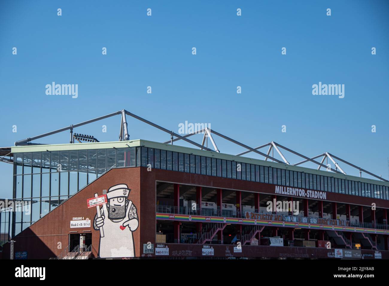 Hamburg, 23. Juni 2022, das Millerntor-Stadion des FC St. Pauli Stockfoto