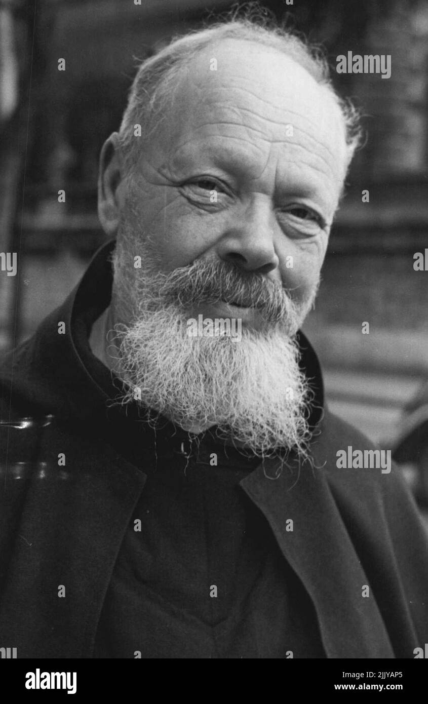 Italiener. Mönch Angelo Messina: 'Ihre Anwesenheit gab uns ein Gefühl der Sicherheit. Ohne sie hätten wir vielleicht Probleme mit den linken Parteien gehabt. Aber nicht jetzt tut es mir nicht leid, dass sie gehen.“ 07. Juli 1947. Stockfoto