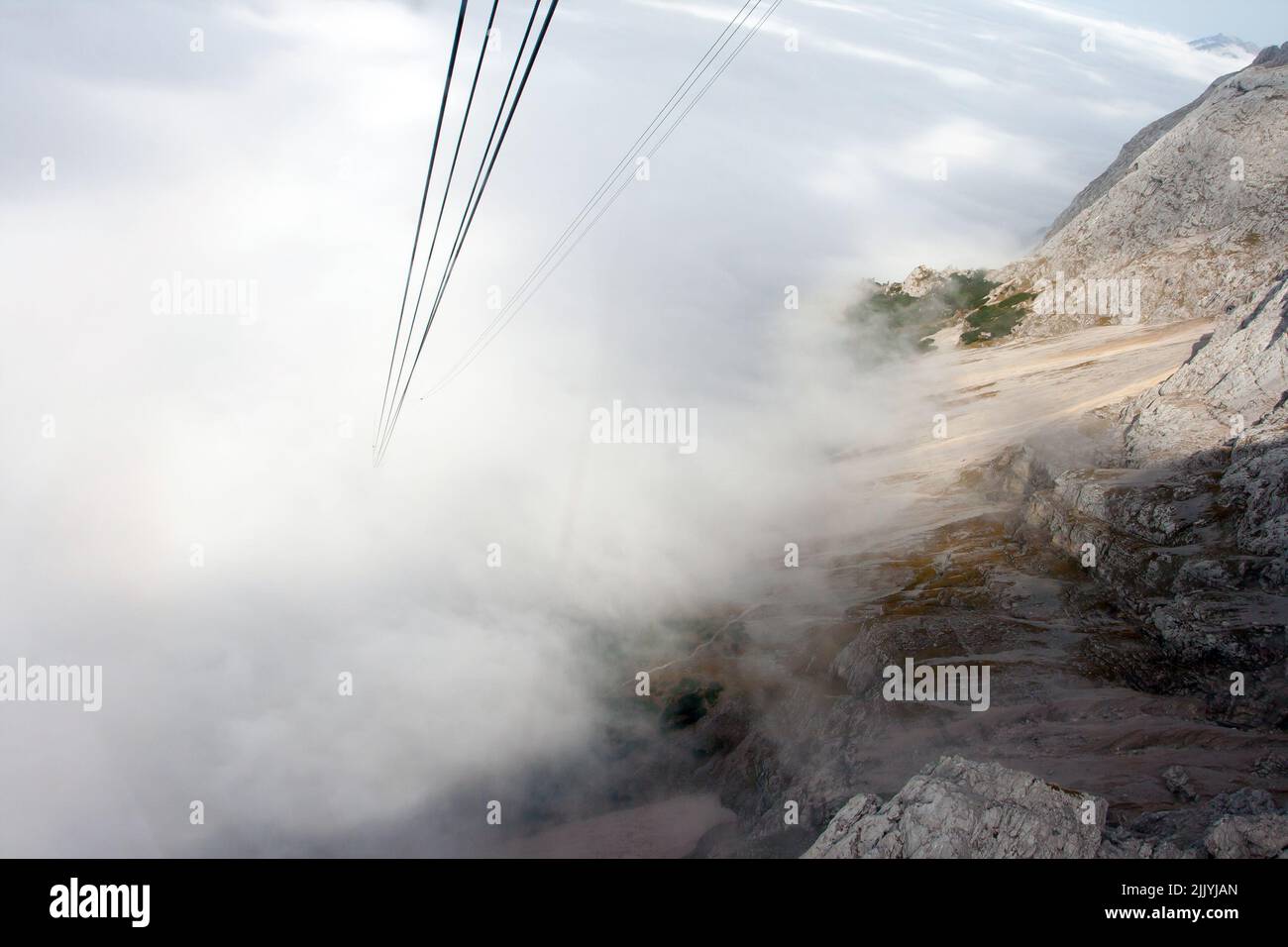 Seilbahn auf die Zugspitze, den höchsten Berg Deutschlands in den bayerischen alpen. Zugspitze, Bayern, Deutschland - 2018 SEP Stockfoto