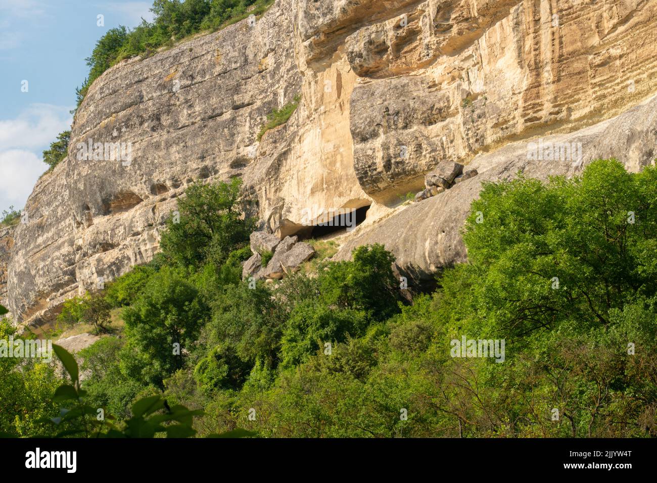 Altertümlich bachtschissaray Stadt Höhlenweg tschufut krim mittelalterlicher Festungsstein, für die Geschichte blau in der Architektur für russland tschufut, Kalkstein bachtschissarai Stockfoto