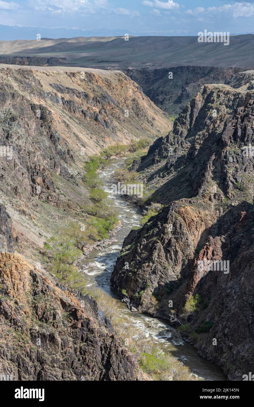 Luftaufnahme der Charyn-Schlucht und des Flusses, Tian Shan, Kasachstan, Zentralasien, Asien Stockfoto