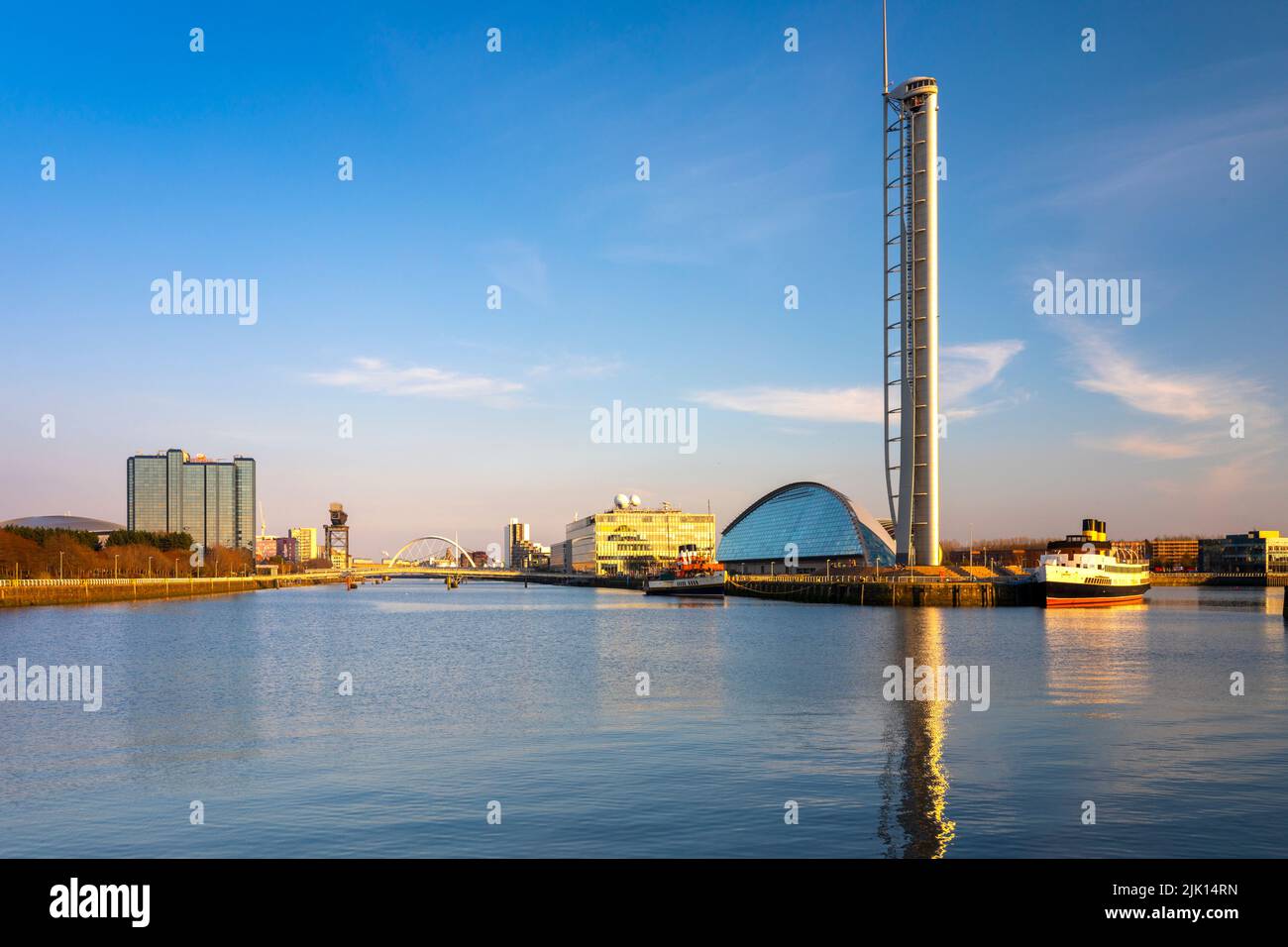 Glasgow Tower, Science Center, IMAX, The Waverley, TS Queen Mary, River Clyde, Glasgow, Schottland, Vereinigtes Königreich, Europa Stockfoto