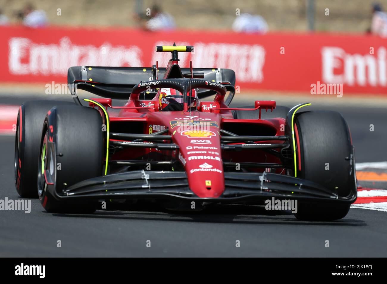 Carlos Sainz von Scuderia Ferrari auf der Strecke beim freien Training 1 vor dem Grand Prix von Ungarn F1. Stockfoto