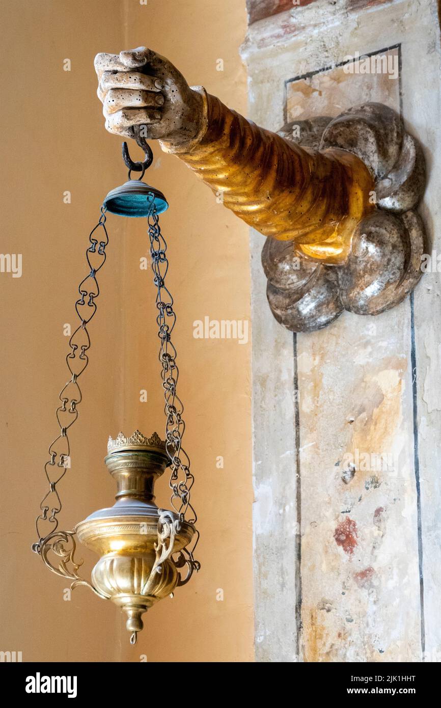 Incensory im Komplex von San Pietro Apostolo, Loreto Aprutino, Italien Stockfoto