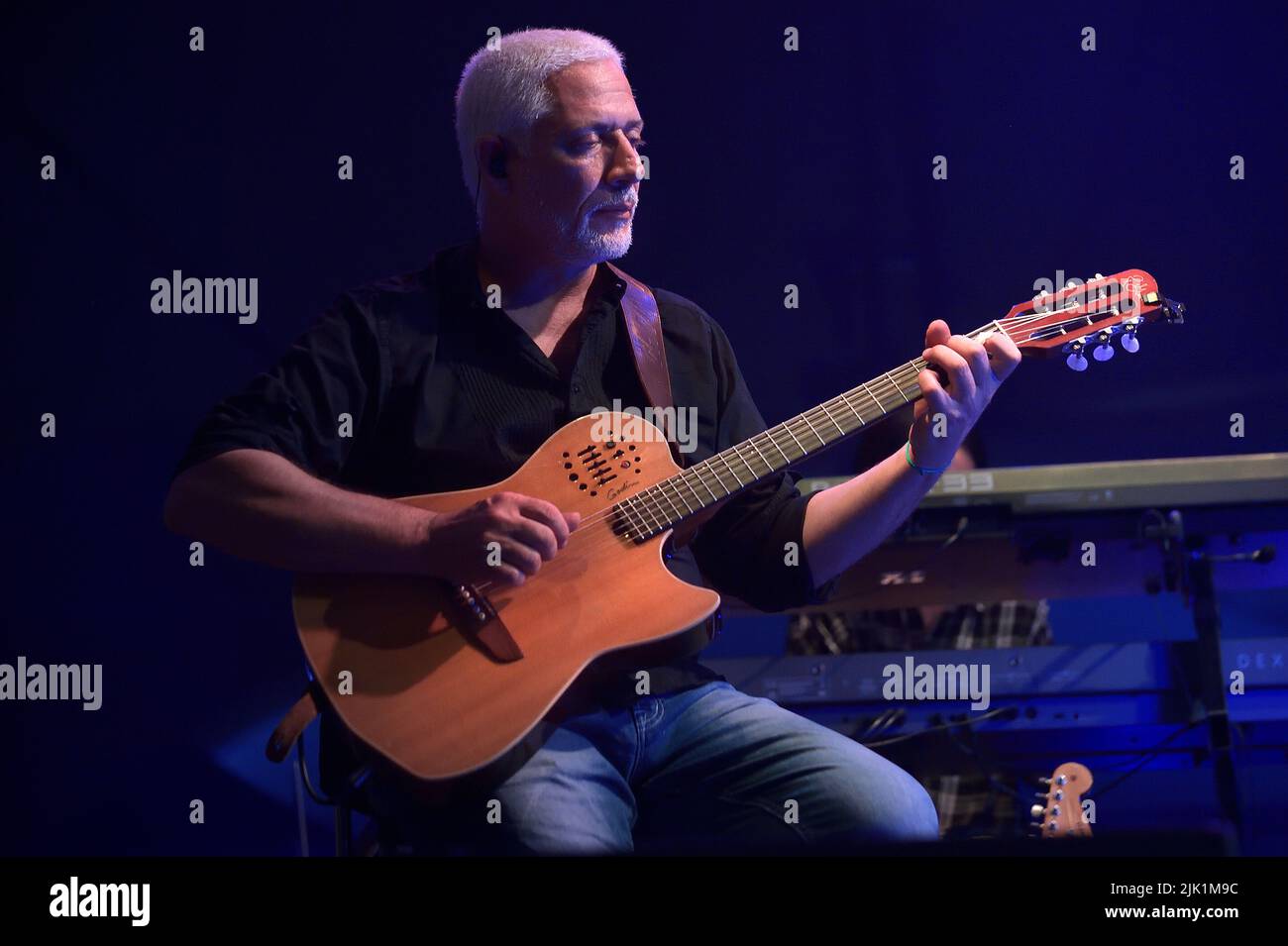 Rom, Italien. 29.. Juli 2022. Larry Tomassini während des Valmontone Outlet Summer Festival Konzerts. Valmontone (Rom) Italien. 29. Juli 2022 Fabio Concato in Concert Credit: dpa/Alamy Live News Stockfoto