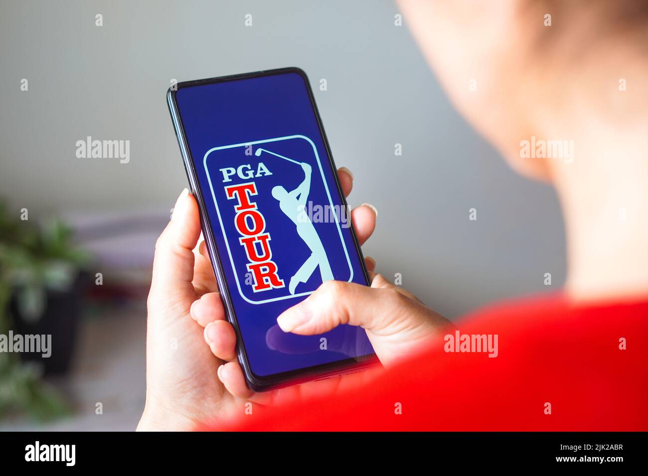 Brasilien. 29.. Juli 2022. In dieser Abbildung wird das PGA Tour-Logo auf einem Smartphone-Bildschirm angezeigt. (Bild: © Rafael Henrique/SOPA Images via ZUMA Press Wire) Stockfoto